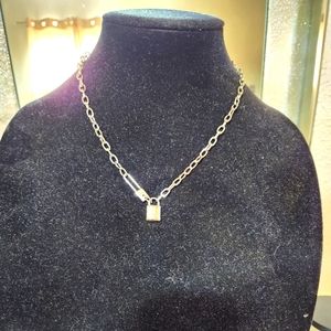 Eye Candy Silver lock necklace